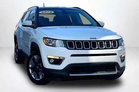 Another view of 2019 Jeep Compass Limited for sale in Spring Lake, MI at Lakeside Automotive Group