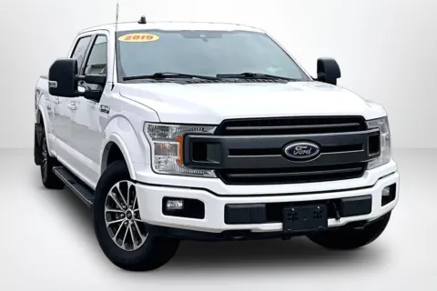 Another view of 2019 Ford F-150 XLT for sale in Spring Lake, MI at Lakeside Automotive Group