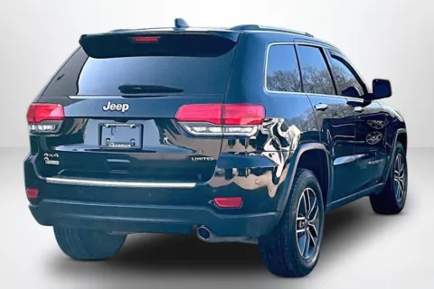 More photos of 2019 Jeep Grand Cherokee Limited at Lakeside Automotive Group, MI