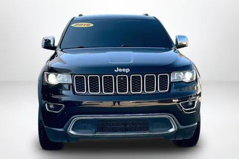 Photos of 2019 Jeep Grand Cherokee Limited for sale in Spring Lake, MI at Lakeside Automotive Group