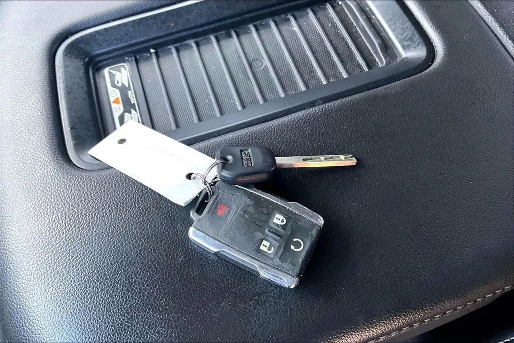 GMC Sierra photo 34