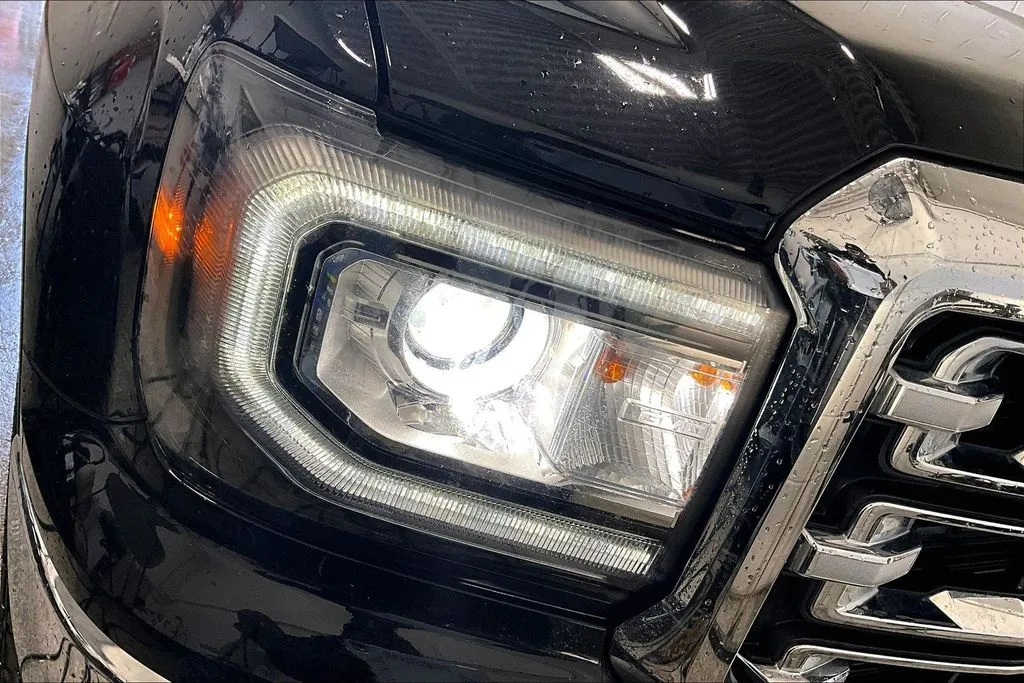 GMC Sierra photo 31