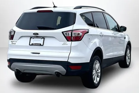 More photos of 2017 Ford Escape SE at Lakeside Automotive Group, MI