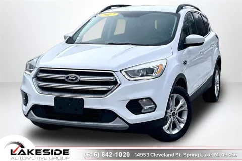 Blue 2017 Ford Escape SE for sale in Spring Lake, MI