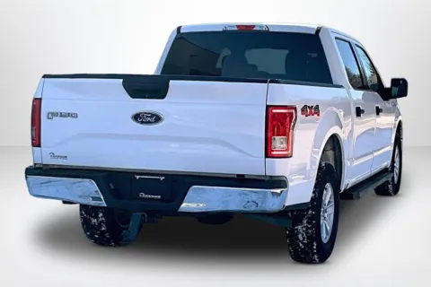 More photos of 2017 Ford F-150 XLT at Lakeside Automotive Group, MI