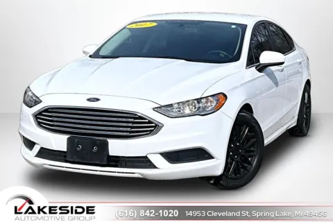 White 2017 Ford Fusion SE for sale in Spring Lake, MI