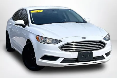 Another view of 2017 Ford Fusion SE for sale in Spring Lake, MI at Lakeside Automotive Group