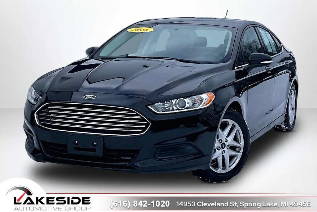 2016 Ford Fusion SE