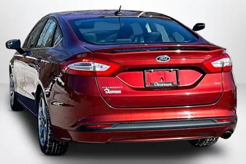 More photos of 2014 Ford Fusion SE at Lakeside Automotive Group, MI