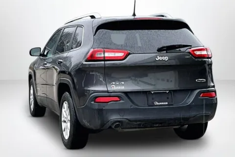 More photos of 2017 Jeep Cherokee Latitude at Lakeside Automotive Group, MI