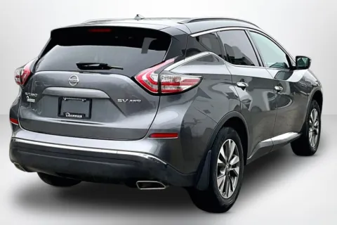 More photos of 2016 Nissan Murano S at Lakeside Automotive Group, MI