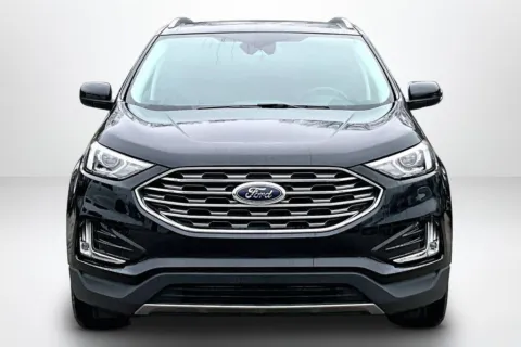 Photos of 2022 Ford Edge SEL for sale in Spring Lake, MI at Lakeside Automotive Group