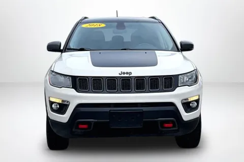 Photos of 2018 Jeep Compass Trailhawk for sale in Spring Lake, MI at Lakeside Automotive Group