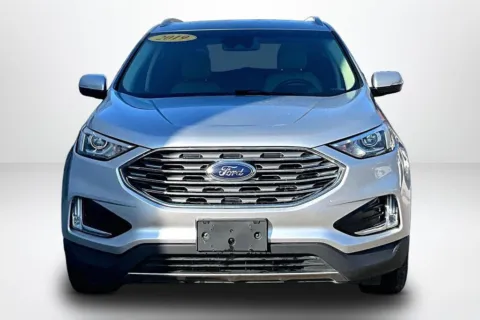 Photos of 2019 Ford Edge SEL for sale in Spring Lake, MI at Lakeside Automotive Group