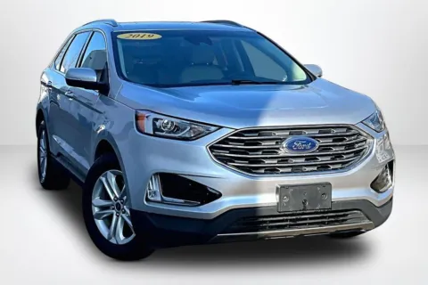 Another view of 2019 Ford Edge SEL for sale in Spring Lake, MI at Lakeside Automotive Group