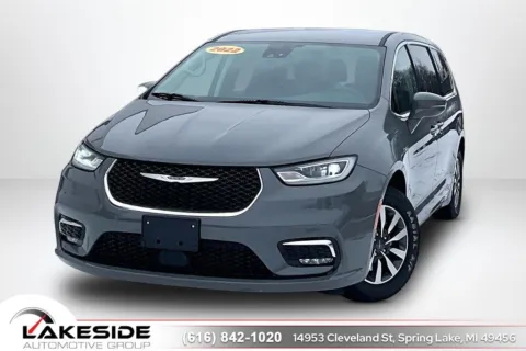 Gray 2022 Chrysler Pacifica Hybrid Touring L for sale in Spring Lake, MI