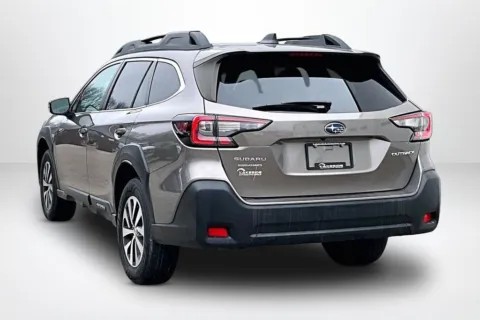 More photos of 2023 Subaru Outback Premium at Lakeside Automotive Group, MI