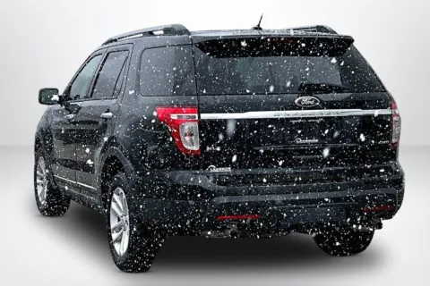 More photos of 2014 Ford Explorer XLT at Lakeside Automotive Group, MI
