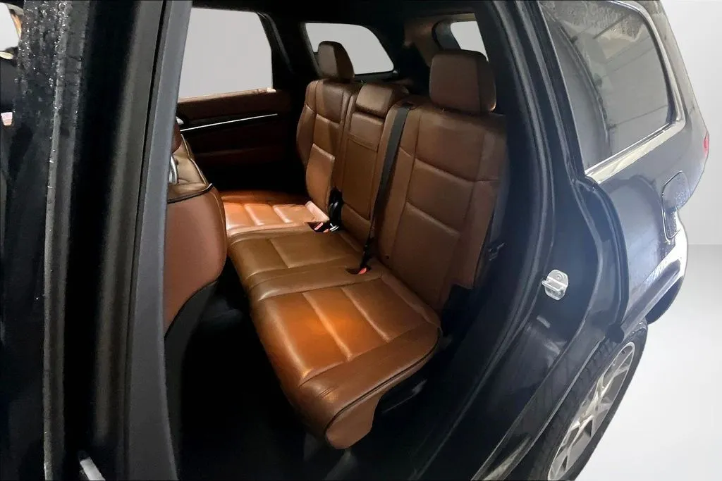 Jeep Grand Cherokee photo 22