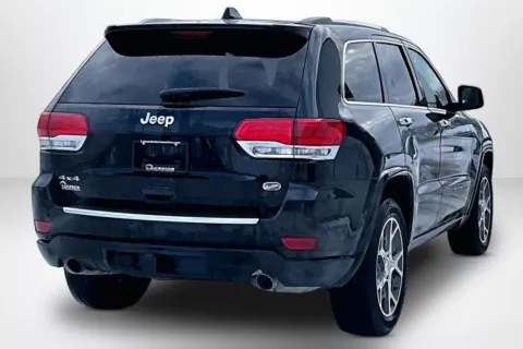 More photos of 2021 Jeep Grand Cherokee Overland at Lakeside Automotive Group, MI
