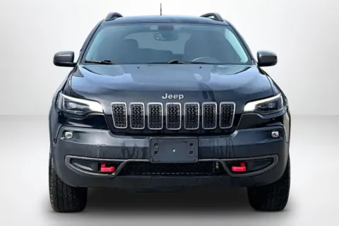 Photos of 2020 Jeep Cherokee Trailhawk for sale in Spring Lake, MI at Lakeside Automotive Group