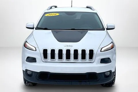 Photos of 2016 Jeep Cherokee Latitude for sale in Spring Lake, MI at Lakeside Automotive Group