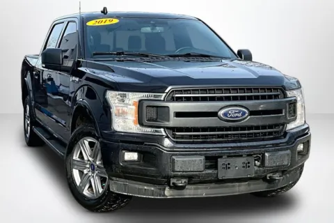 Another view of 2019 Ford F-150 XLT for sale in Spring Lake, MI at Lakeside Automotive Group