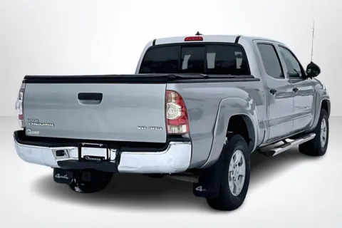 More photos of 2014 Toyota Tacoma at Lakeside Automotive Group, MI
