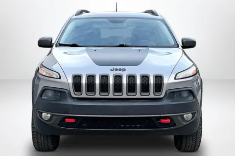 Photos of 2016 Jeep Cherokee Trailhawk for sale in Spring Lake, MI at Lakeside Automotive Group