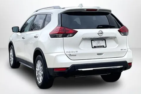 More photos of 2019 Nissan Rogue SV at Lakeside Automotive Group, MI