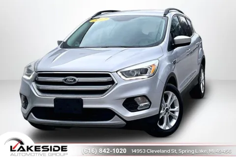 Silver 2017 Ford Escape SE for sale in Spring Lake, MI