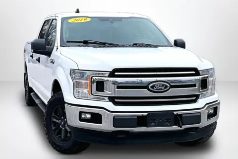 Another view of 2019 Ford F-150 XLT for sale in Spring Lake, MI at Lakeside Automotive Group
