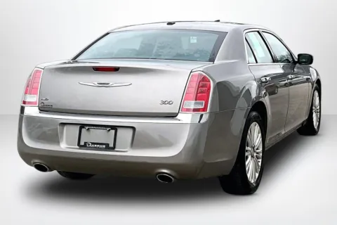 More photos of 2014 Chrysler 300 at Lakeside Automotive Group, MI