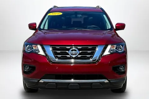 Photos of 2019 Nissan Pathfinder SL for sale in Spring Lake, MI at Lakeside Automotive Group