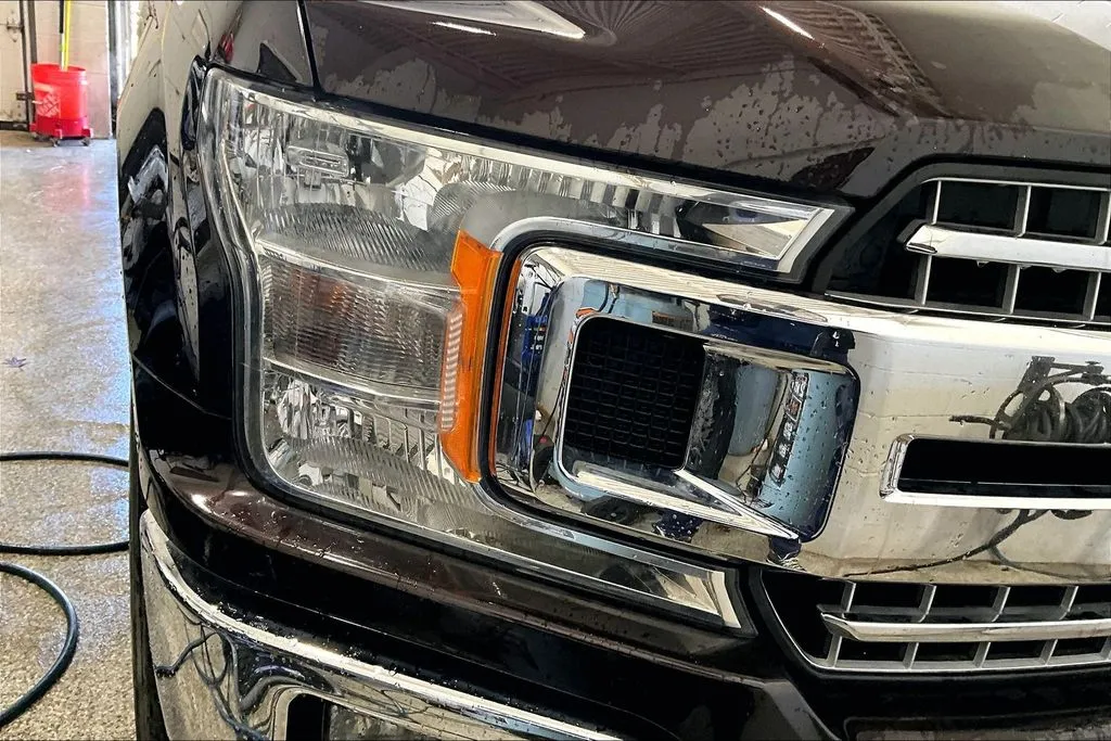 Ford F-150 photo 30