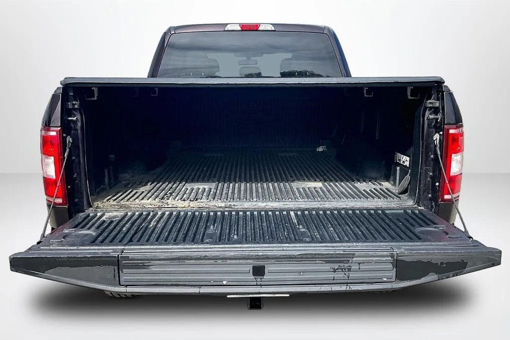 Ford F-150 photo 7