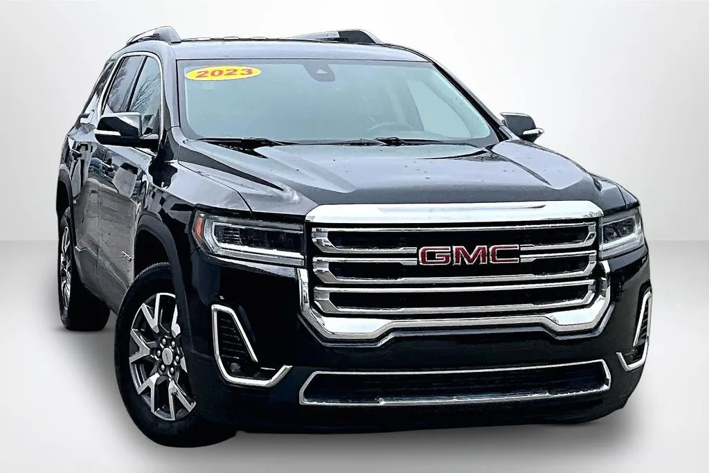 GMC Acadia photo 3