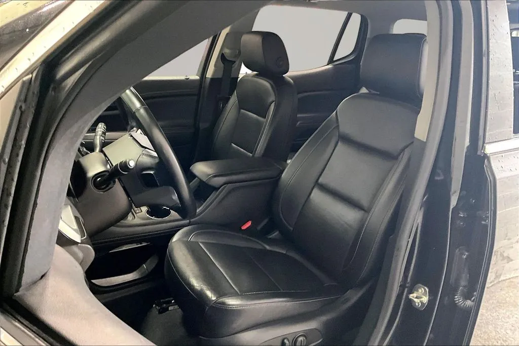 GMC Acadia photo 21