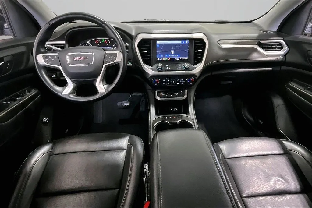 GMC Acadia photo 7