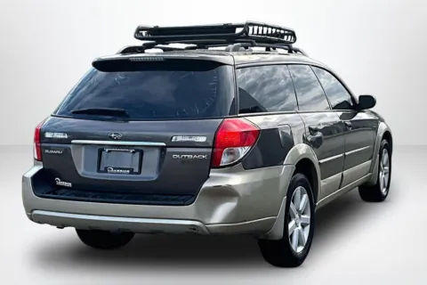 More photos of 2008 Subaru Outback 2.5i at Lakeside Automotive Group, MI