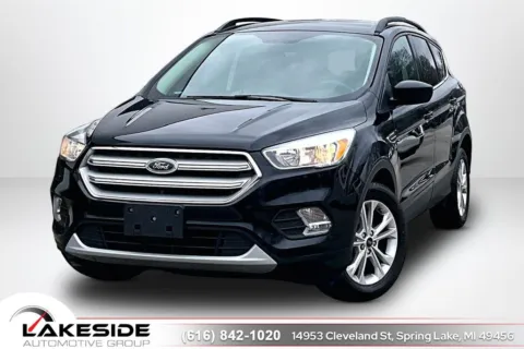Black 2018 Ford Escape SE for sale in Spring Lake, MI