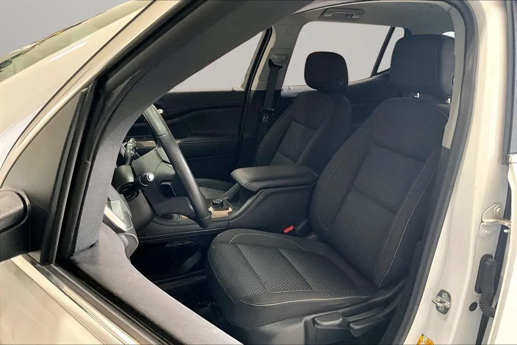 GMC Acadia photo 21
