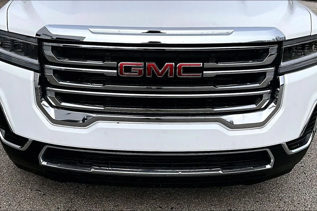 GMC Acadia photo 32
