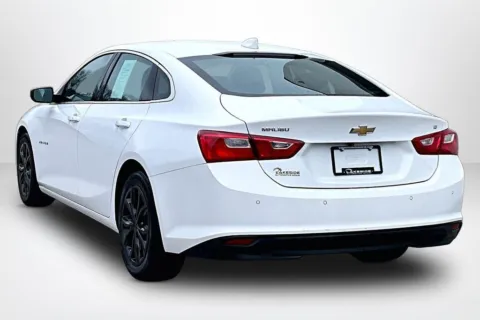More photos of 2023 Chevrolet Malibu LT at Lakeside Automotive Group, MI