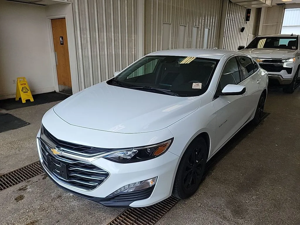 White 2023 Chevrolet Malibu LT for sale in Spring Lake, MI