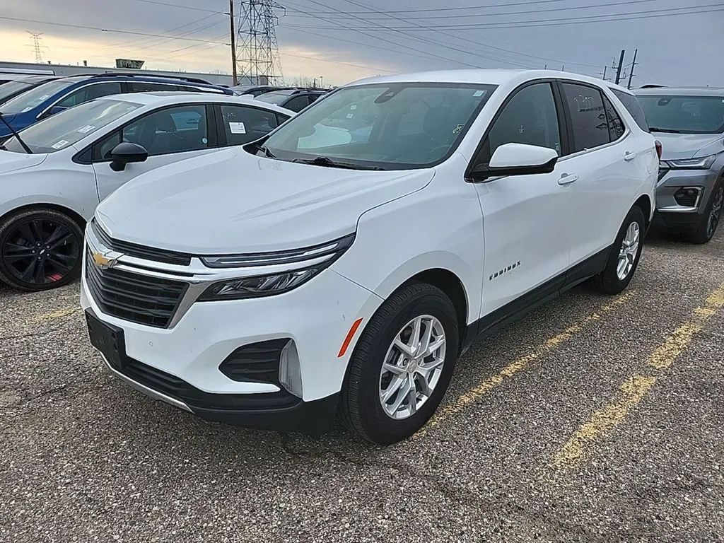 White 2022 Chevrolet Equinox LT for sale in Spring Lake, MI