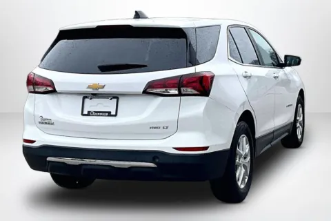 More photos of 2022 Chevrolet Equinox LT at Lakeside Automotive Group, MI