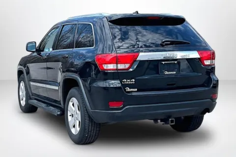 More photos of 2012 Jeep Grand Cherokee Laredo at Lakeside Automotive Group, MI