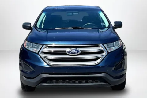 Photos of 2017 Ford Edge SE for sale in Spring Lake, MI at Lakeside Automotive Group