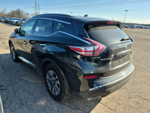 Photos of 2016 Nissan Murano SV for sale in Spring Lake, MI at Lakeside Automotive Group